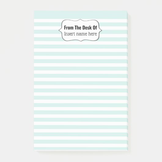 机の上に並んだ色の学校先生を飾る ポストイット (正面)