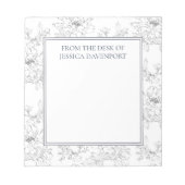 机エレガントから描いた白い鉛筆手描き花 ノートパッド (正面)