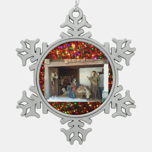 村の出生アンダーキャノピ数々のー色の星 スノーフレークピューターオーナメント (正面)