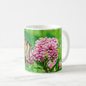 東のトラのアゲハチョウの蝶 コーヒーマグカップ (正面右)