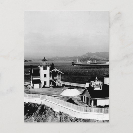 東の兄弟の島の灯台 ポストカード (正面)