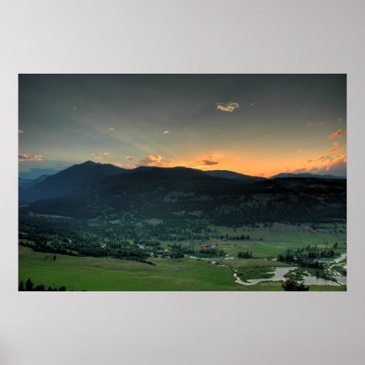 東の尾根からの日没 ポスター (正面)