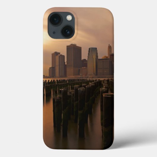 東の嵐の間の夕日の輝き Case-Mate iPhoneケース (裏面)