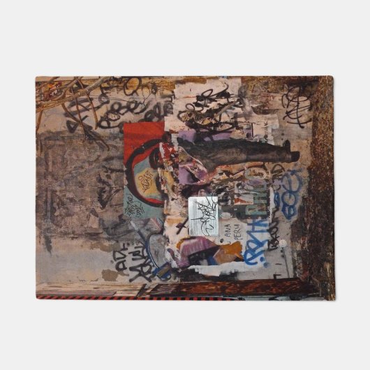 東の村の落書きのドア・マット ドアマット (正面)