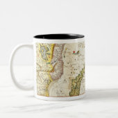 東アフリカおよびマダガスカル1596年の地図(手のcolo ツートーンマグカップ (左)
