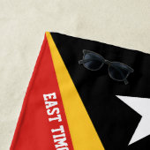 東ティモール国旗の壮麗な愛国心 ビーチタオル (インサイチュ)