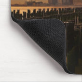 東上の嵐の空の間の夕焼け マウスパッド (コーナー)