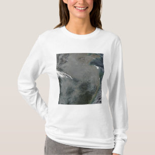 東中国上の霞 Tシャツ