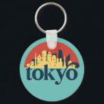 東京ジャパンシティスカイラインレトロシティスケープ キーホルダー<br><div class="desc">ヴィンテージとレトロな街のデザイン美しいスカイライン、観光客アトラクションとシティスケープのアートカッコいい超高層ビルと建物のシルエットイラストレーション商品観光客と旅行者。世界中で旅行を持って帰るお土産として最適。家族救や友達と旅行や休暇の思い出。背景色はカスタマイズ好みの色にできる。</div>
