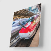 東京駅で新幹線2本 スクエア壁時計 (傾斜)