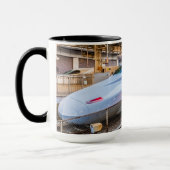 東京駅で新幹線2本 マグカップ (左)