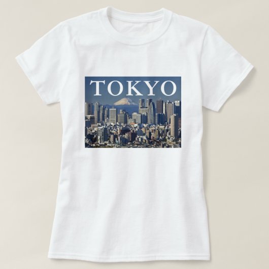 東京 日本 新宿区のスカイライン 富士山 Tシャツ (デザイン正面)