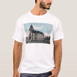 東側の学校Bldgの外観 Tシャツ