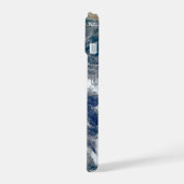 東半球を示す全地球。 iPhone 15ケース (左側面)