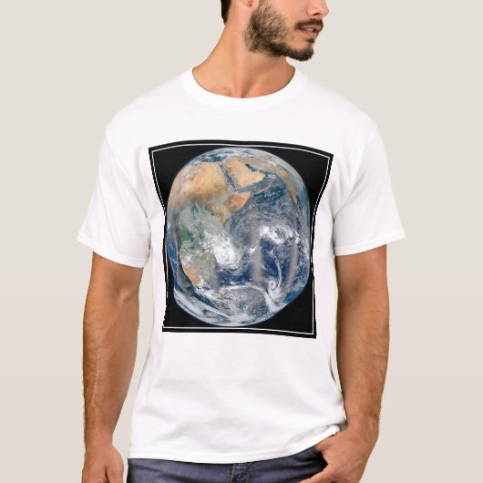 東半球を示す全地球。 Tシャツ (正面)