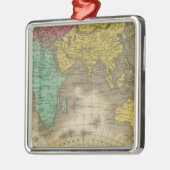 東半球15 メタルオーナメント (左)