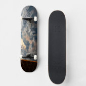 東南アジアのセレベス海からサングリントが光る スケートボード (正面)