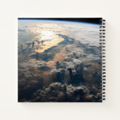 東南アジアのセレベス海からサングリントが光る ノートブック (裏面)