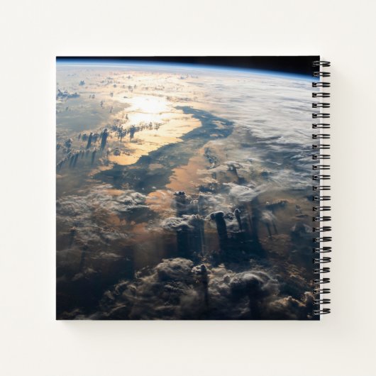 東南アジアのセレベス海からサングリントが光る ノートブック (裏面)