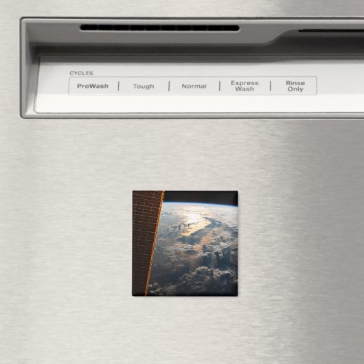 東南アジアのセレベス海からサングリントが光る マグネット (インサイチュ (食洗機))