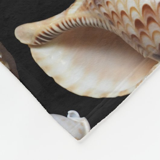 東南アジアの熱帯ヴィンテージ貝類 フリースブランケット (角)