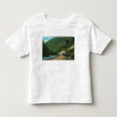 東斜面の冷たい川に沿う眺めの トドラーTシャツ (正面)