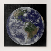 東海岸にハリケーン・アイリーンと完全な地球。 ジグソーパズル (縦)