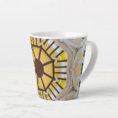 東飾京駅の天井 カフェラテマグ (右アングル)