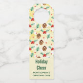 松のコーンとホリーのクリスマスパターン ボトルネックタグ (正面)