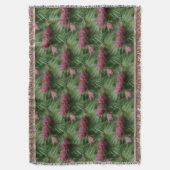 松のコーンと松の針の自然パターン スローブランケット (正面縦)