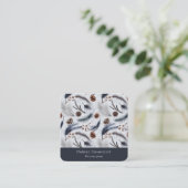 松のコーンと松の針冬のパターン スクエア名刺 (スタンド正面)