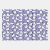 松の木に雪を積んだサモエイのハスキー犬 ラッピングペーパーシート (正面2)