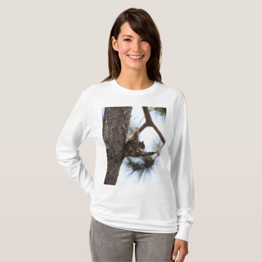 松の木のリス Tシャツ (正面フル)