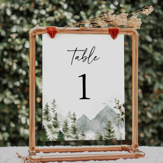 松の木の山エレガントな結婚式台番号