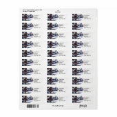 松の木の幹が冷たい風景と冬の雪。 ラベル (フルシート)