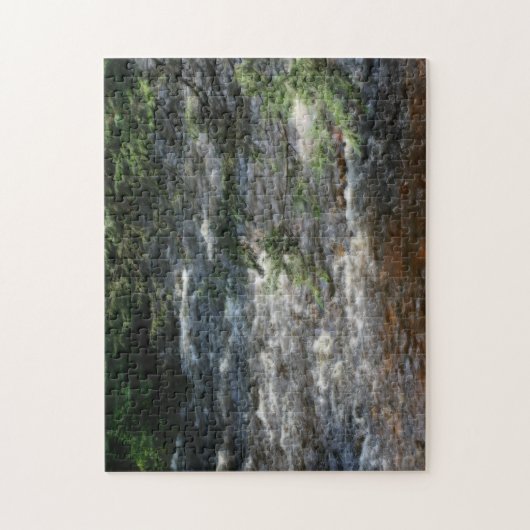 松の木の枝のストリームオルトンの急流の上に ジグソーパズル (縦)