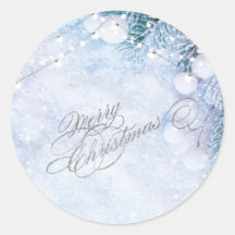 松の木の枝、雪の文字列ライト