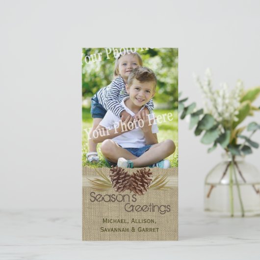 松ぼっくりと麻の実用的なホリデーグリーティング シーズンカード (スタンド正面)