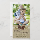 松ぼっくりと麻の実用的なホリデーグリーティング シーズンカード (正面)