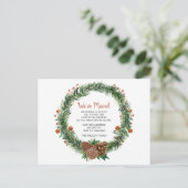 松ぼっくりリースのクリスマスお知らせ - 移動しました ポストカード (スタンド正面)