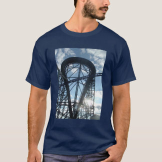 板の下 Tシャツ