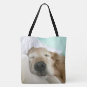 枕で眠ったゴールデン・リトリーバー犬 トートバッグ (裏面)