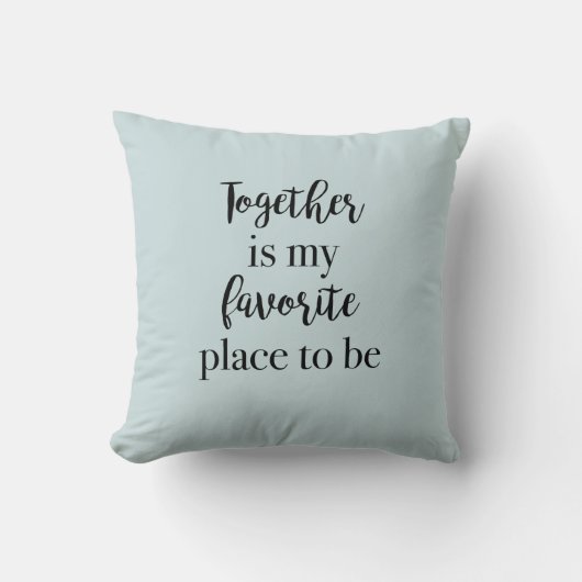 枕になるお気に入りの場所を一緒に クッション (正面)