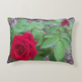 枕の上に赤いソフトフォーカス アクセントクッション (裏面)