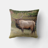 枕の上のエルク クッション (裏面)