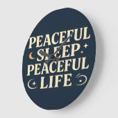 枕の平和な睡眠平和な生活 ラージ壁時計 (傾斜)