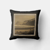 枕を惰走させるフード クッション (裏面)