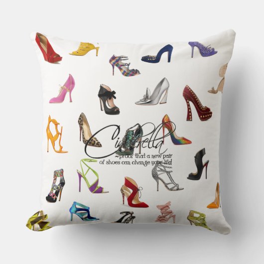 枕シンデレラの引用文デザイナーはかかとポンプに蹄鉄を打ちます クッション (正面)