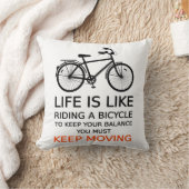 枕生命は文字デザインな自転車の乗車のようです クッション (ブランケット)