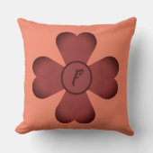 枕 – クローバー型(モノグラム付) (正面)